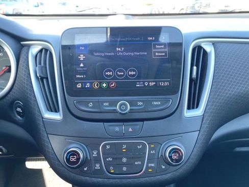 Used 2022 Chevrolet Malibu LT w/ Redline Edition image 13