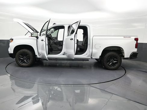 Used 2024 Chevrolet Silverado 1500 Custom Trail Boss AWD/4WD image 33