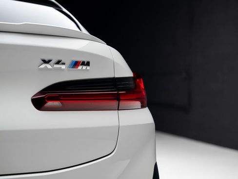 Used 2024 BMW X4 M AWD/4WD image 30