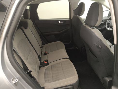 Used 2021 Ford Escape SE FWD image 19
