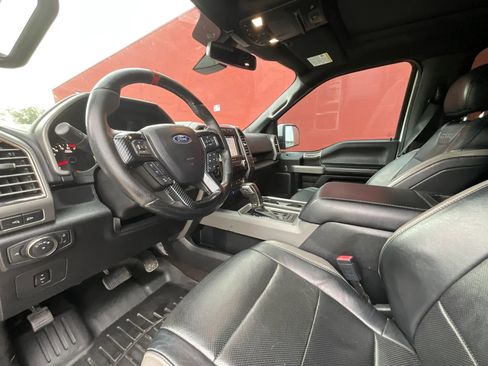 Used 2018 Ford F150 Raptor w/ Equipment Group 802A Luxury AWD/4WD image 9