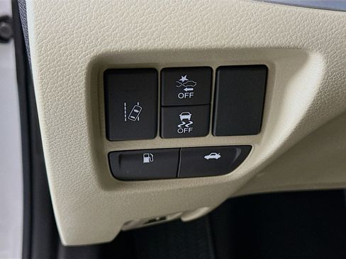 Used 2020 Acura TLX 2.4L FWD image 16