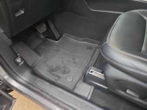 Used 2023 Ford Explorer XLT w/ Equipment Group 202A image 37