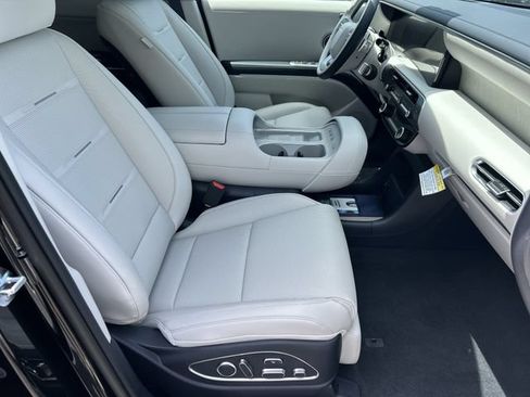 New 2026 Hyundai Palisade Calligraphy FWD image 13