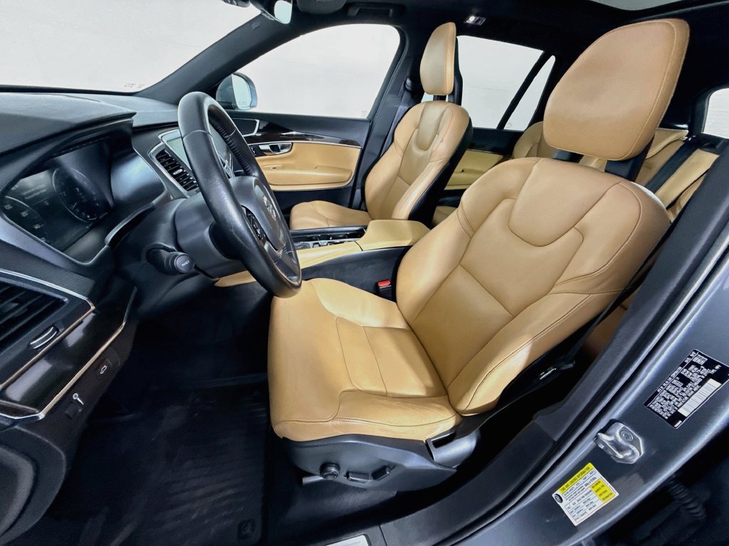 Used 2018 Volvo XC90 T6 Momentum w/ Protection Package AWD/4WD image 21