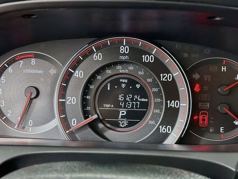 Used 2016 Honda Accord Sport image 14
