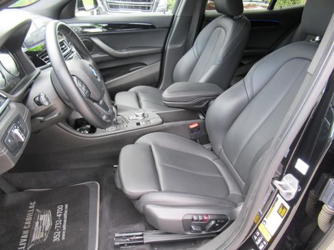 Used 2023 BMW X2 xDrive28i AWD/4WD image 16