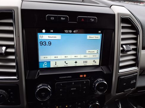 Used 2017 Ford F250 Lariat w/ Chrome Package image 16