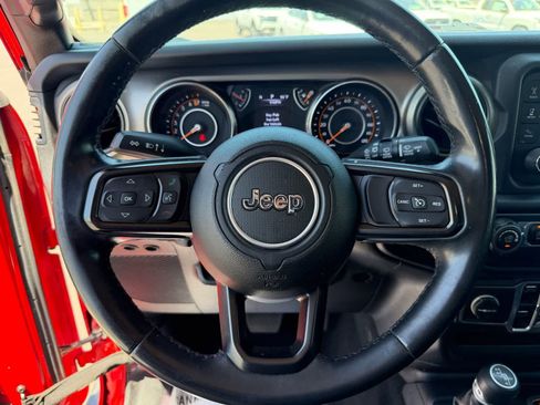 Used 2019 Jeep Wrangler Unlimited Sport S AWD/4WD image 15