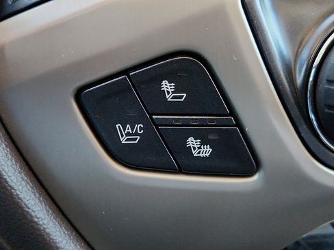 Used 2015 GMC Sierra 2500 Denali w/ Duramax Plus Package image 19