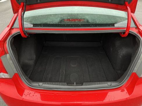 Used 2014 Chevrolet Cruze LS image 21