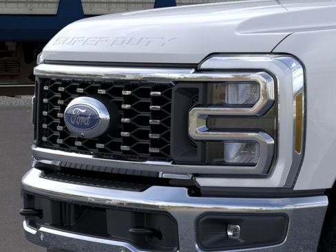 New 2026 Ford F350 Lariat AWD/4WD image 17