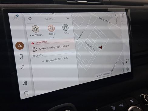 New 2025 Land Rover Defender 110 S image 18