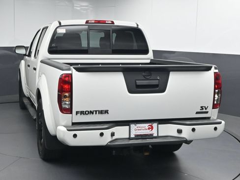 Used 2020 Nissan Frontier SV w/ Midnight Edition Floor Mats RWD image 6