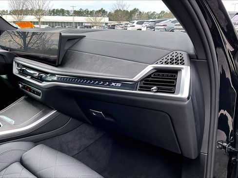 Used 2025 BMW X5 xDrive40i image 19