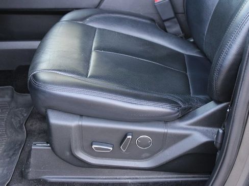 Used 2018 Ford Expedition XLT w/ Equipment Group 202A image 16