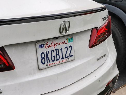 Used 2019 Acura TLX V6 w/ Technology & A-SPEC Pkg AWD/4WD image 8