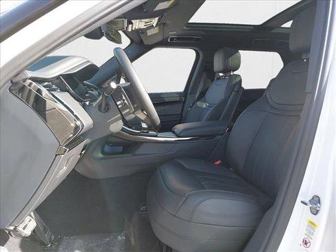 New 2025 Land Rover Range Rover Sport Dynamic SE image 13