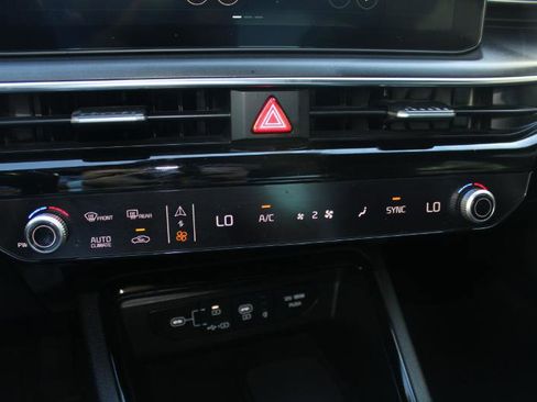 Used 2025 Kia K5 GT-Line image 35