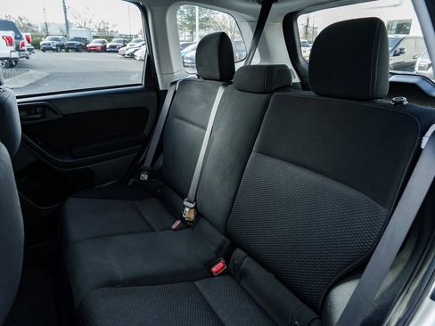 Used 2014 Subaru Forester 2.5i image 19