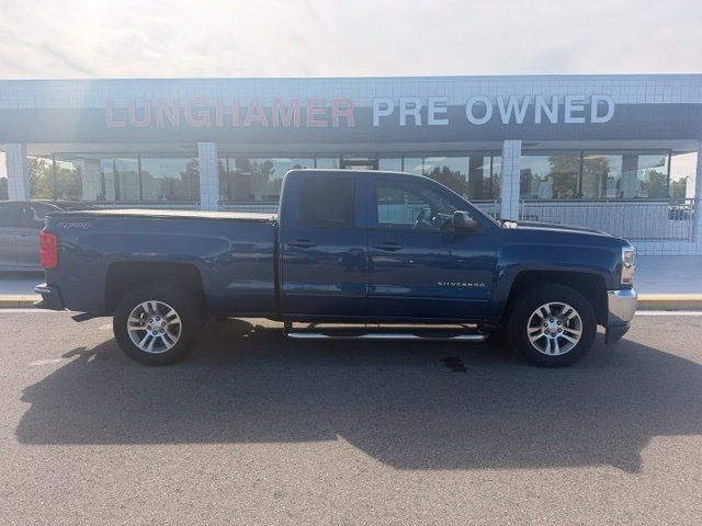 Used 2017 Chevrolet Silverado 1500 LT w/ All Star Edition AWD/4WD image 5