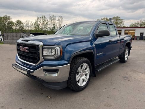 Used 2017 GMC Sierra 1500 4x4 Double Cab image 1
