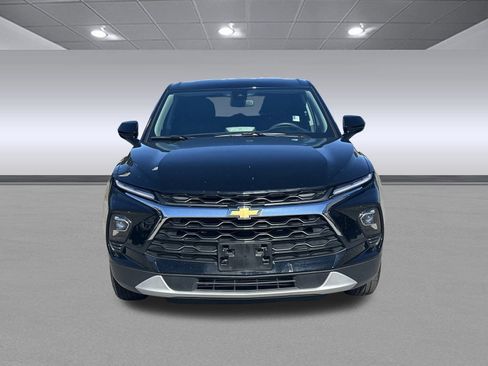 Used 2025 Chevrolet Blazer LT image 8