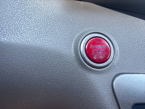 Used 2015 Honda Odyssey EX-L image 23