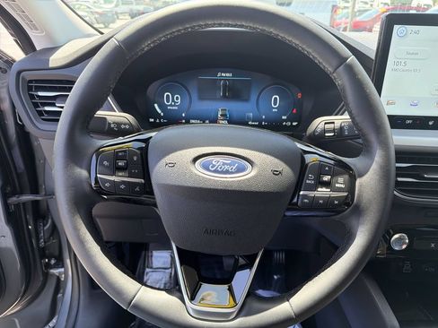 Used 2025 Ford Escape Platinum AWD/4WD image 20