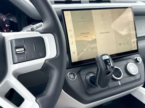 New 2026 Land Rover Defender 110 X-Dynamic SE AWD/4WD image 28
