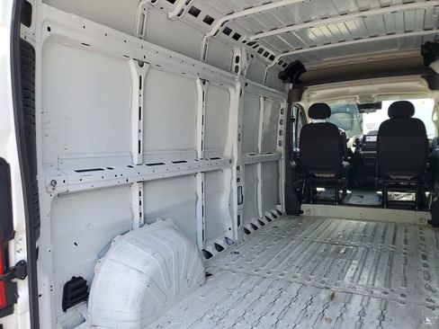 Used 2023 RAM ProMaster 2500 FWD image 14
