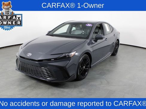 Used 2025 Toyota Camry SE w/ Multimedia Upgrade Package FWD image 2