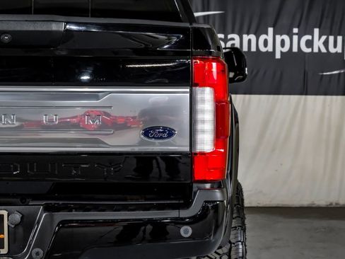 Used 2018 Ford F250 Platinum w/ Platinum Ultimate Package image 45