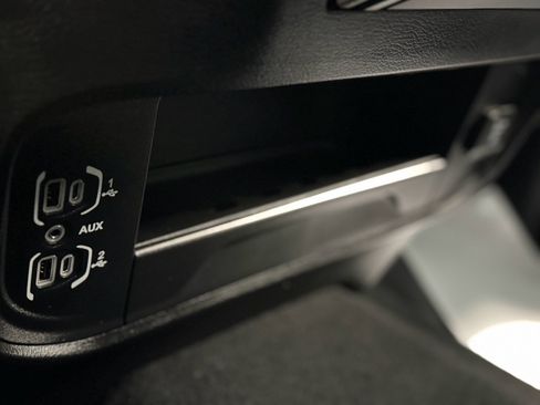 Used 2024 RAM 2500 Laramie image 30