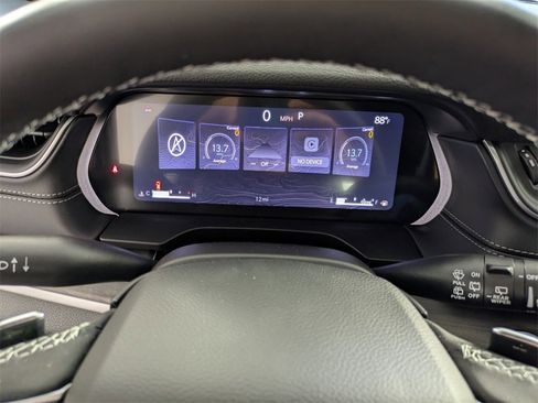 New 2025 Jeep Grand Cherokee Limited w/ Black Appearance Package image 20