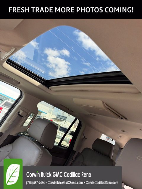Used 2015 GMC Yukon Denali w/ Premium Package AWD/4WD image 7