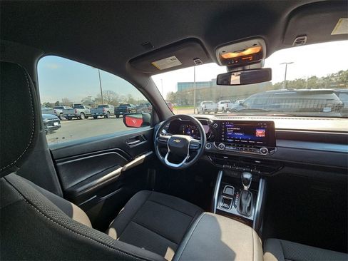 Used 2023 Chevrolet Colorado LT w/ LT Convenience Package II image 15