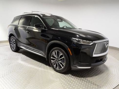 Certified 2026 INFINITI QX60 Luxe w/ Family Package AWD/4WD image 8