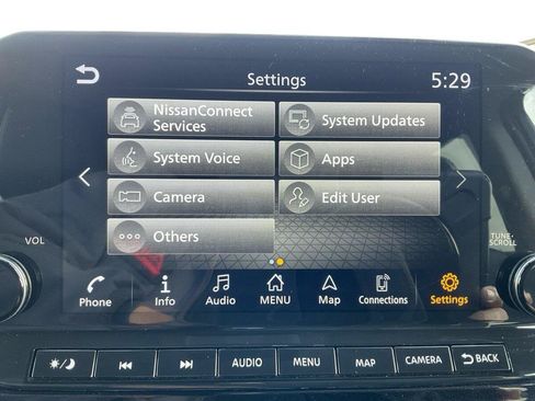 Used 2025 Nissan Pathfinder SL AWD/4WD image 19