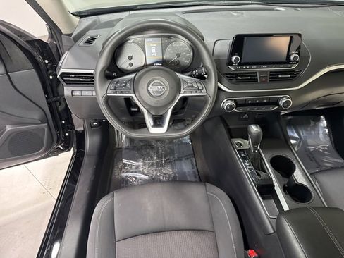 Used 2022 Nissan Altima 2.5 S image 13