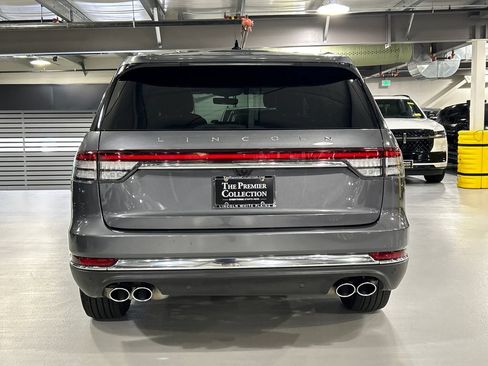 Certified 2023 Lincoln Aviator Reserve w/ Elements Package Plus AWD/4WD image 3