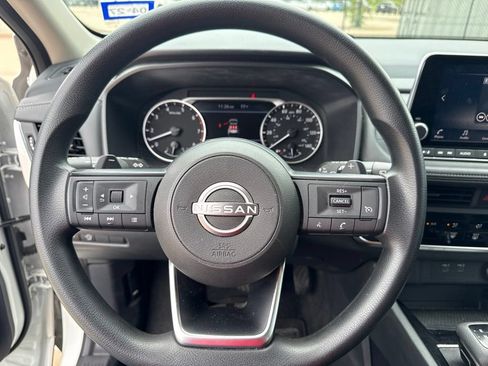 Certified 2024 Nissan Rogue S FWD image 19