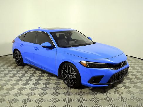 Used 2023 Honda Civic Sport Touring image 6