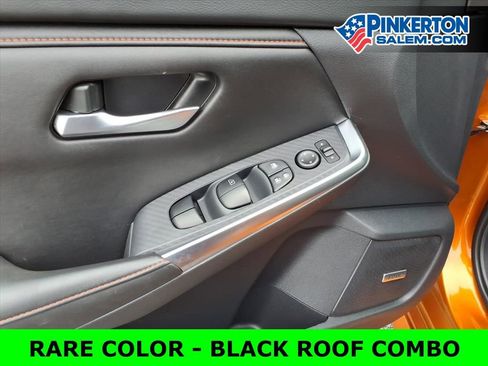 Used 2024 Nissan Sentra SR w/ SR Premium Package image 16