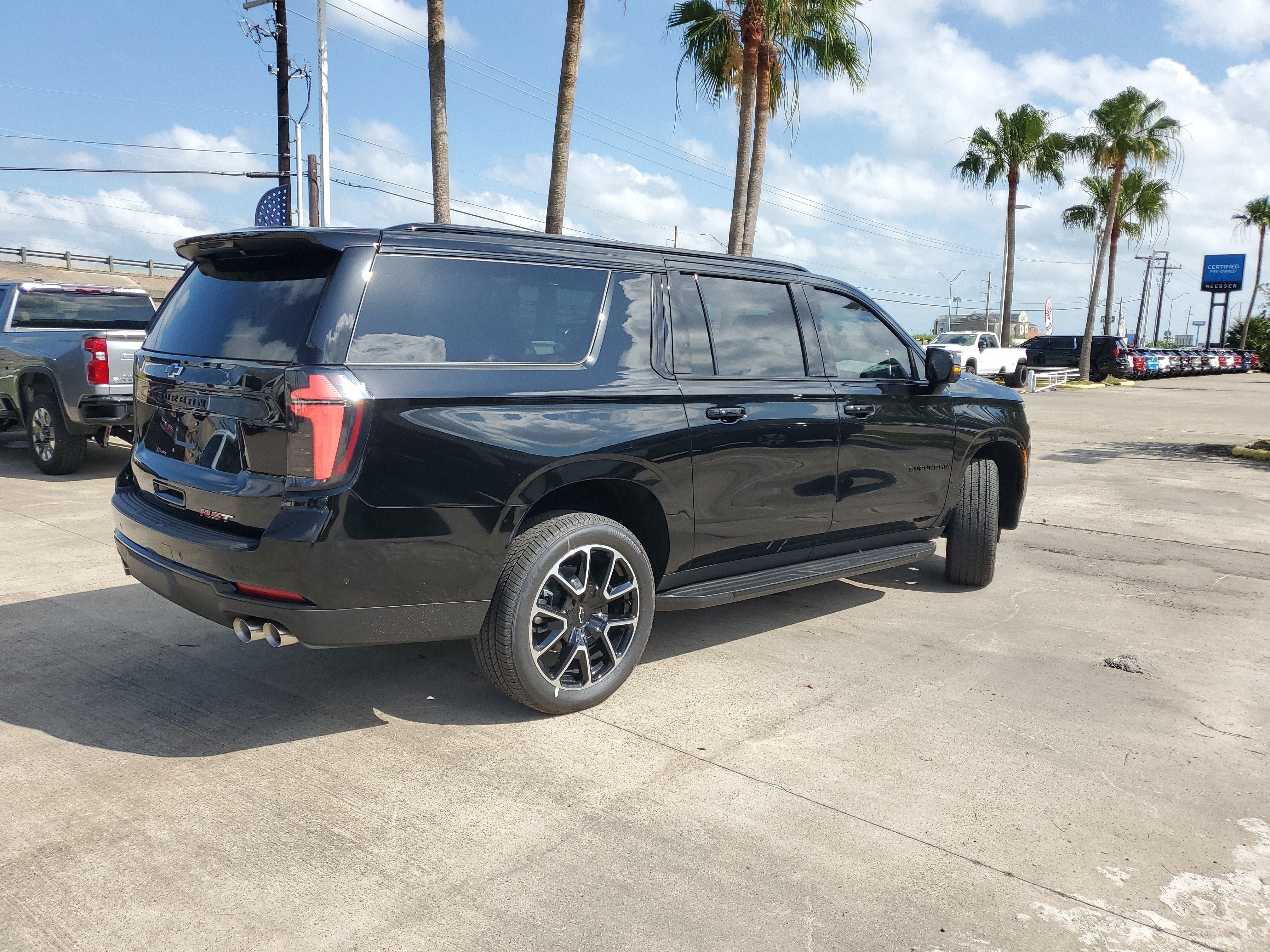 New 2026 Chevrolet Suburban RST w/ Comfort Package RWD image 8