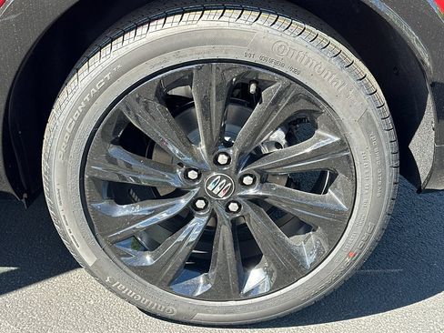 New 2026 Buick Envista Sport Touring FWD image 25