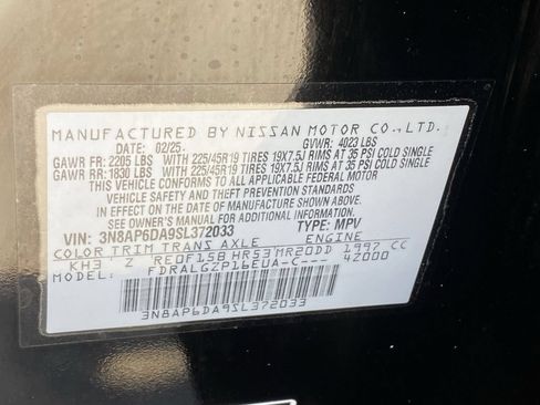 Used 2025 Nissan Kicks SR FWD image 35