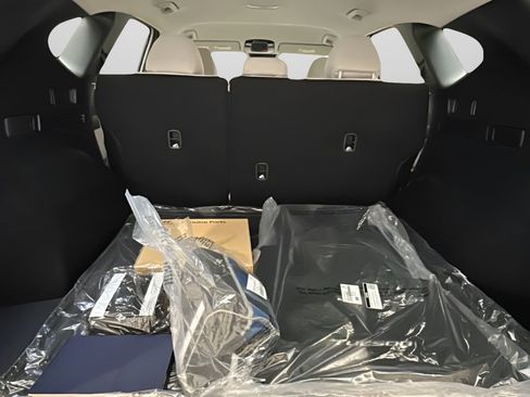 New 2026 Hyundai Tucson SE image 27