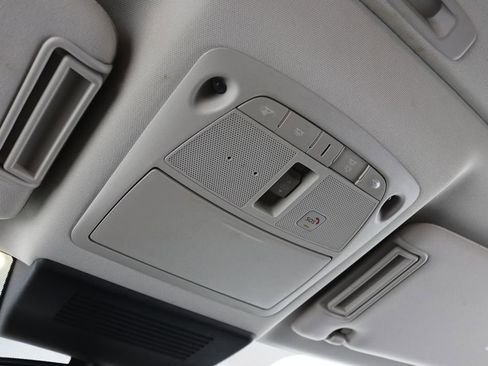 Used 2024 Nissan Armada SL image 50