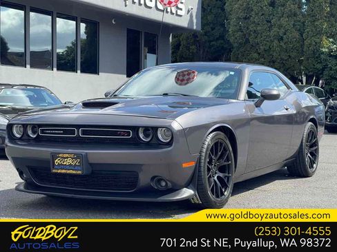 Used 2021 Dodge Challenger R/T RWD image 8